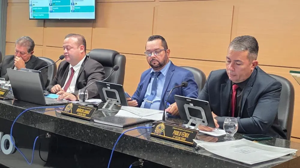 Vereadores aprovam indicações e requerimentos na sessão desta terça-feira (9) em Arapiraca