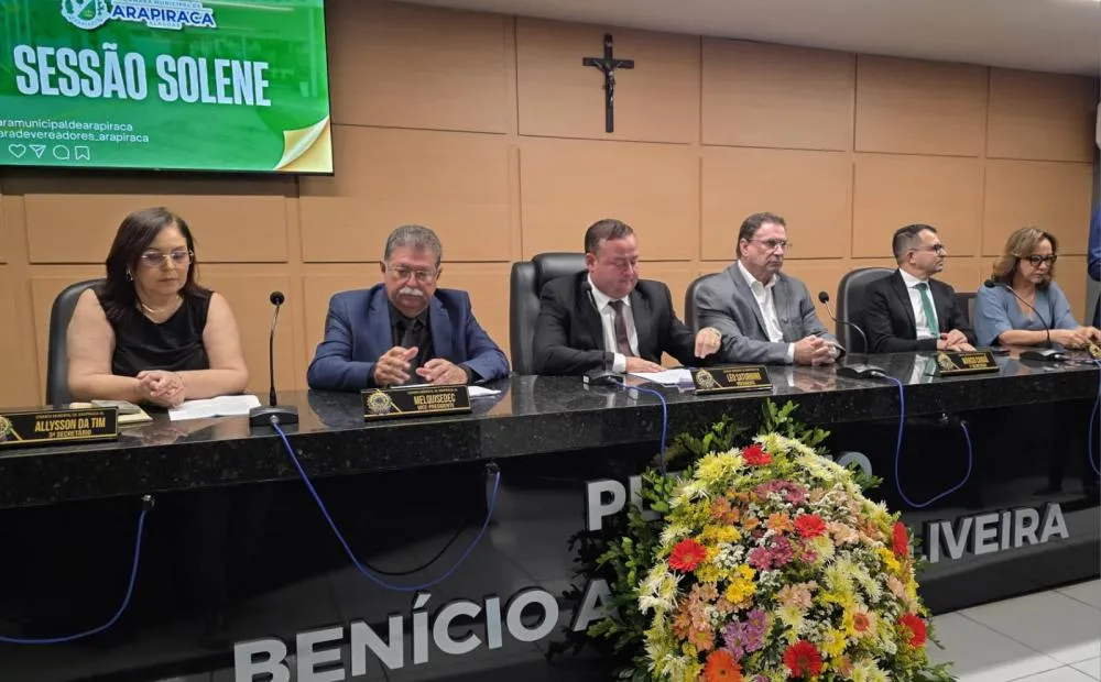 Câmara entrega grande honraria às servidoras municipais Ariluce Cerqueira e Cida Padilha